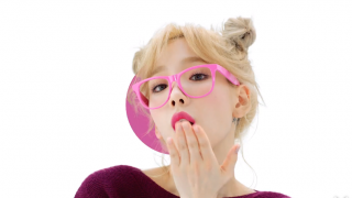 【金泰妍】芭妮兰蜜吻双色唇染广告！！超可爱