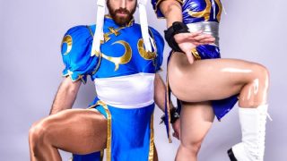 美女Reika Saiki的春丽COS作品