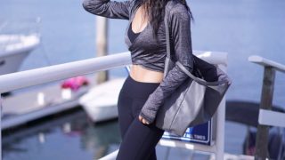 对紧身裤完全没有抵抗力 ​ ​​​​