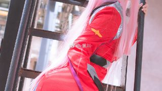 DARLING in the FRANXX  02