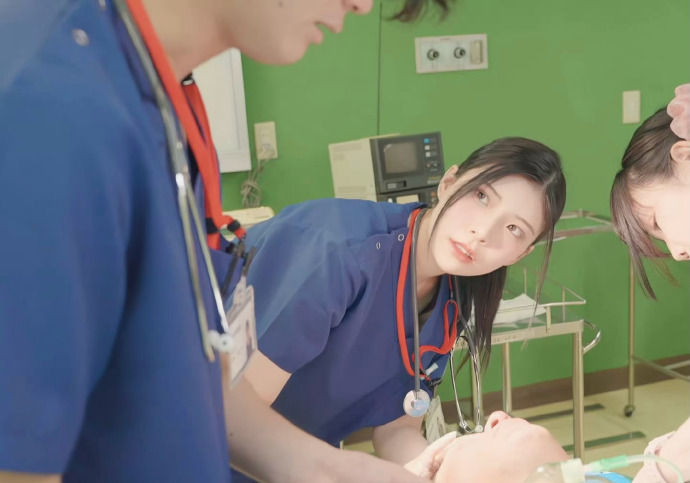 神木丽新作「急诊医生」 拿下了上周故事榜冠军 ​ ​​​