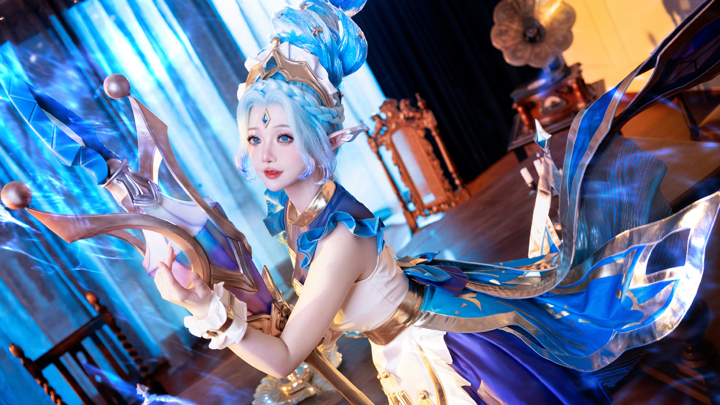 动漫Coser@露兒大魔王_《金铲铲之战》迦娜