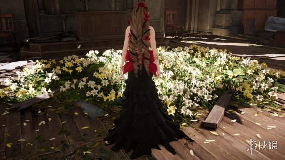 《最终幻想7：重制版》爱丽丝性感红黑连衣裙MOD电脑版下载