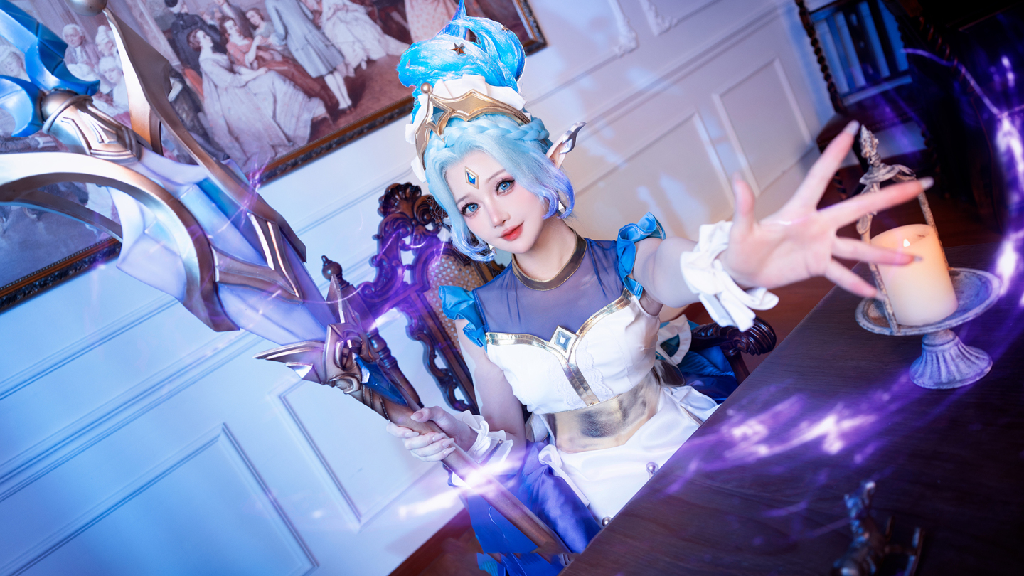 动漫Coser@露兒大魔王_《金铲铲之战》迦娜