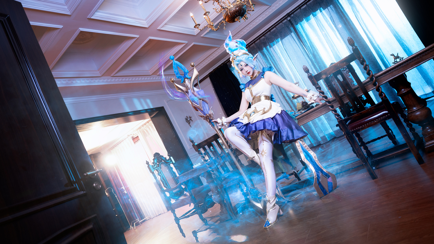 动漫Coser@露兒大魔王_《金铲铲之战》迦娜